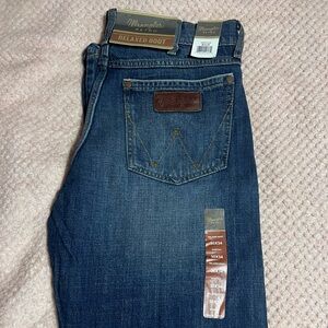 Wrangler Retro Relaxed Boot Cut Mens Jeans 30x34